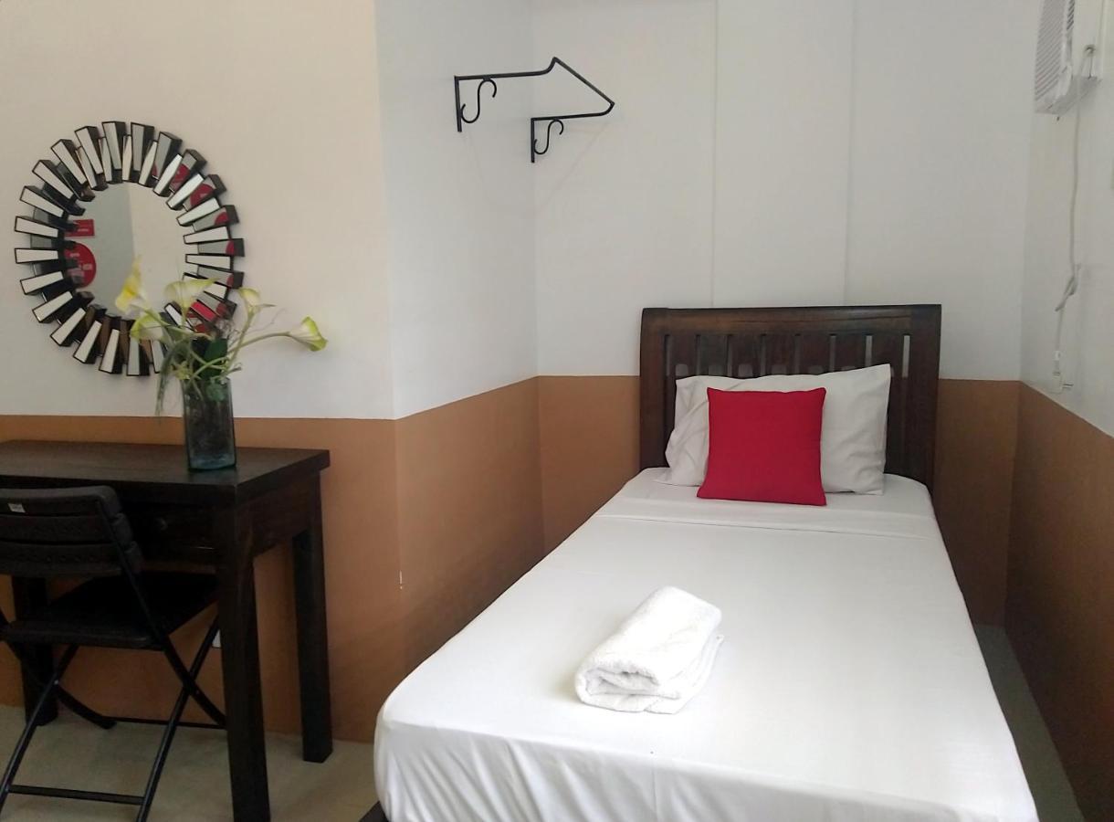 Jil'S Apartelle Tagaytay City Ngoại thất bức ảnh